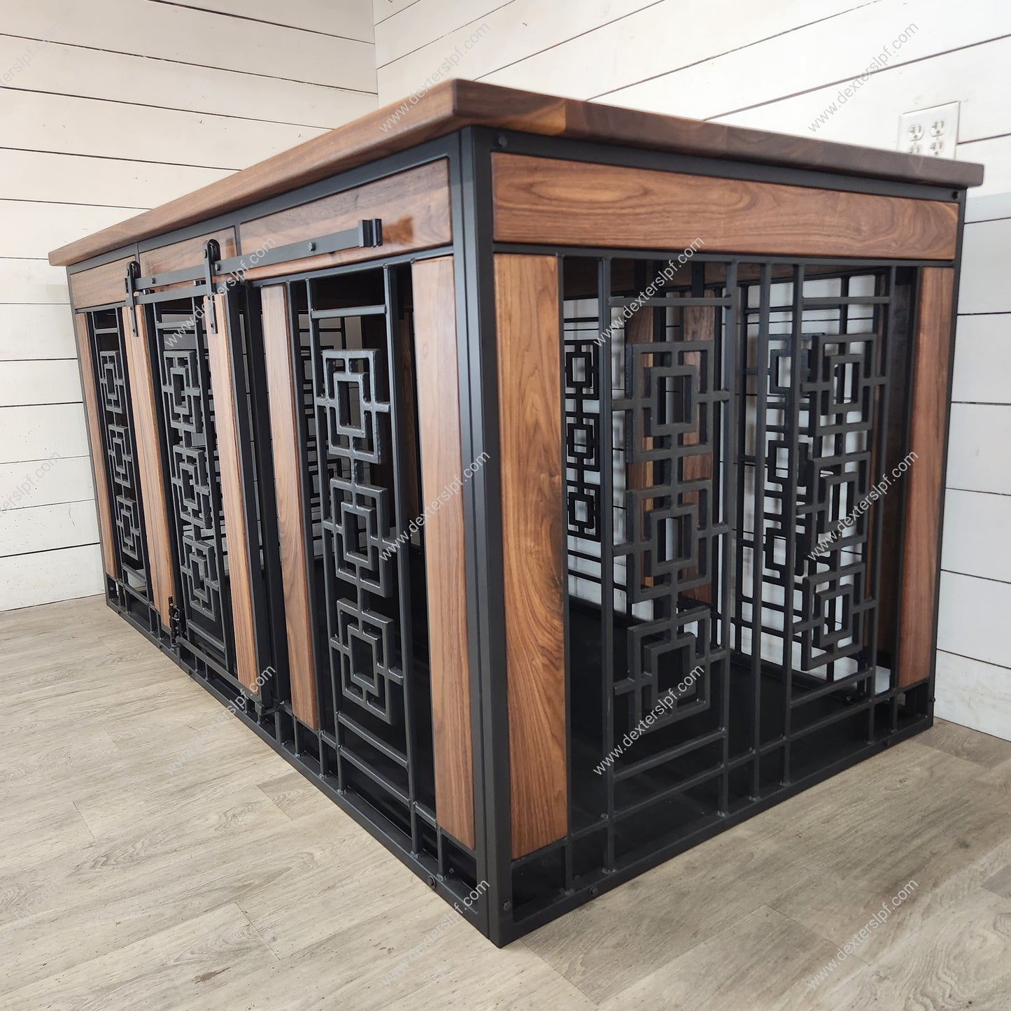 Sebby XXL Custom Double Kennel | Elegant Sliding Barn Door Design
