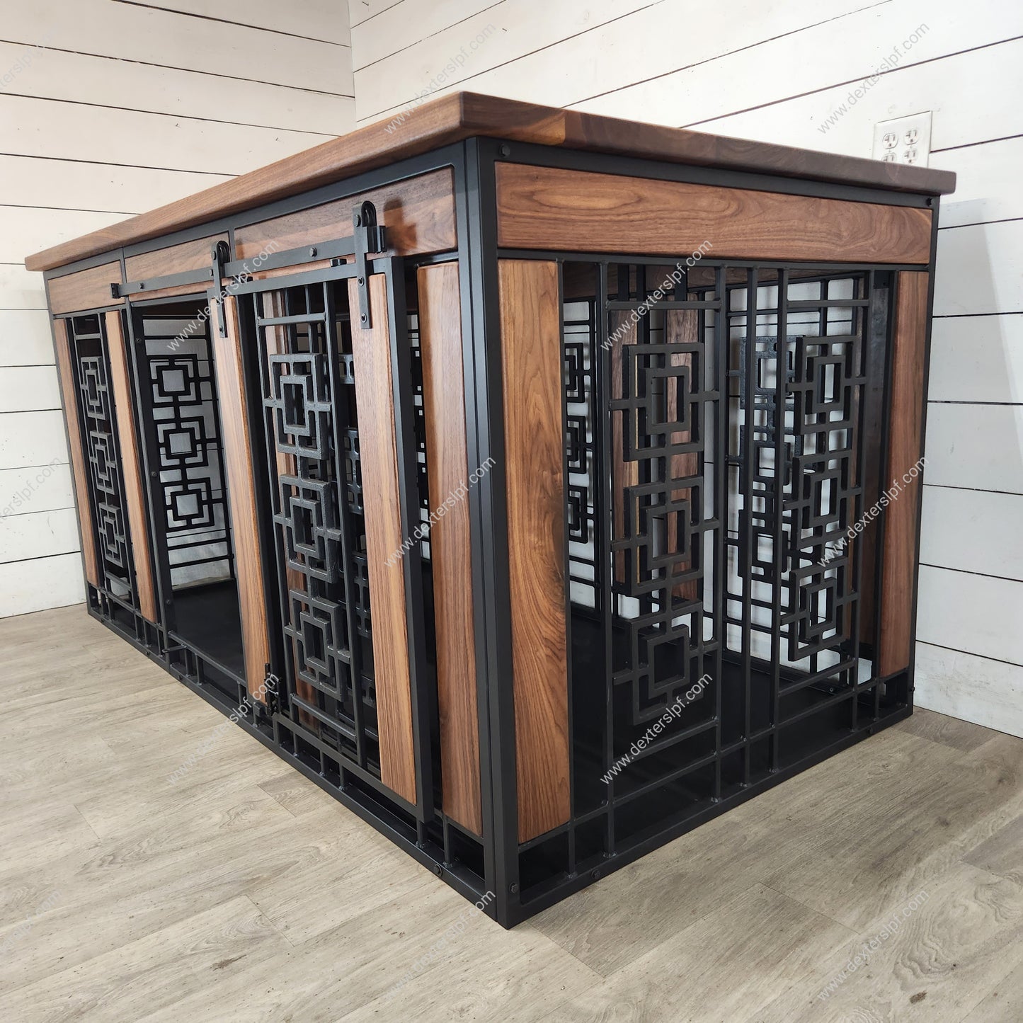 Sebby XXL Custom Double Kennel | Elegant Sliding Barn Door Design